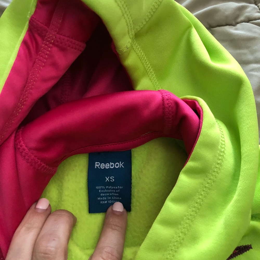 Girls lime green Reebok hoodie size XS - Picture 2 of 2